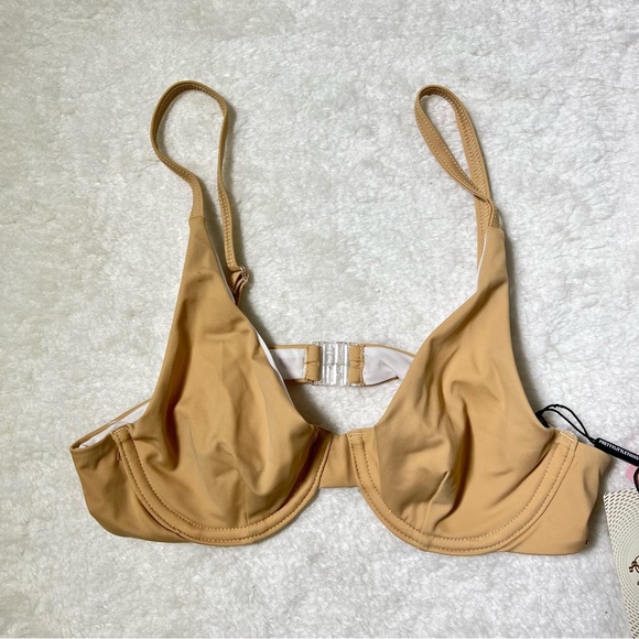 NWT PrettyLittleThing Nude Underwire Swim Bikini Top Size 4 - Picture 3 of 11